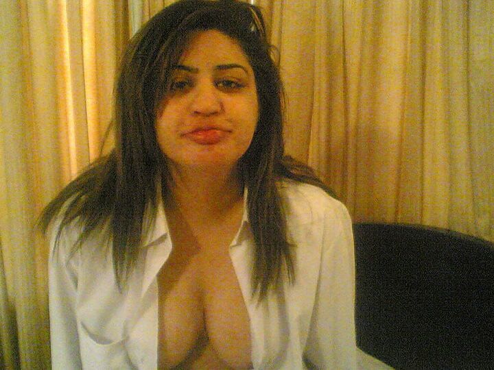 Srilankan Saloon akki leak