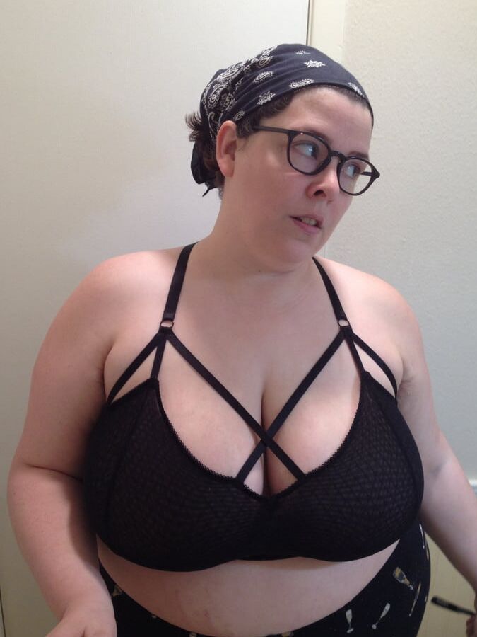Bbw mix (Dressed busty)