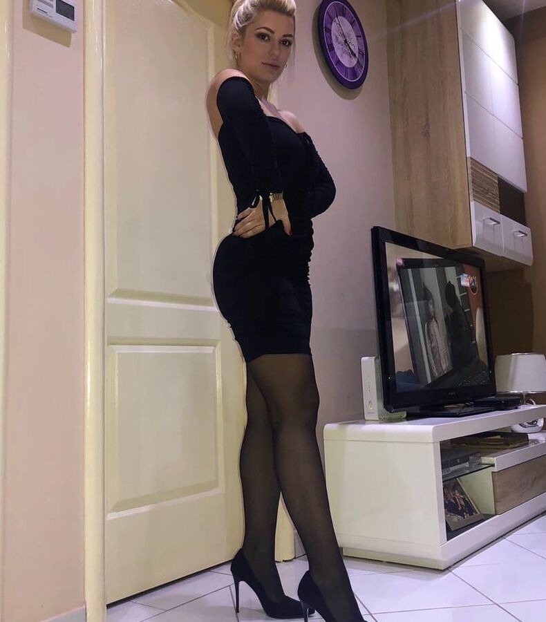 Ma pute serbe pour hommage-Moje kurvice za drkanje XXXll