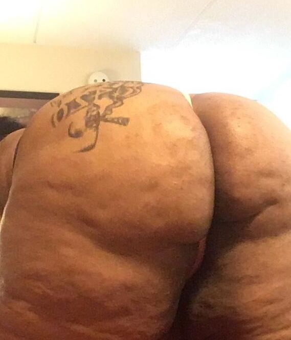 Hood slut