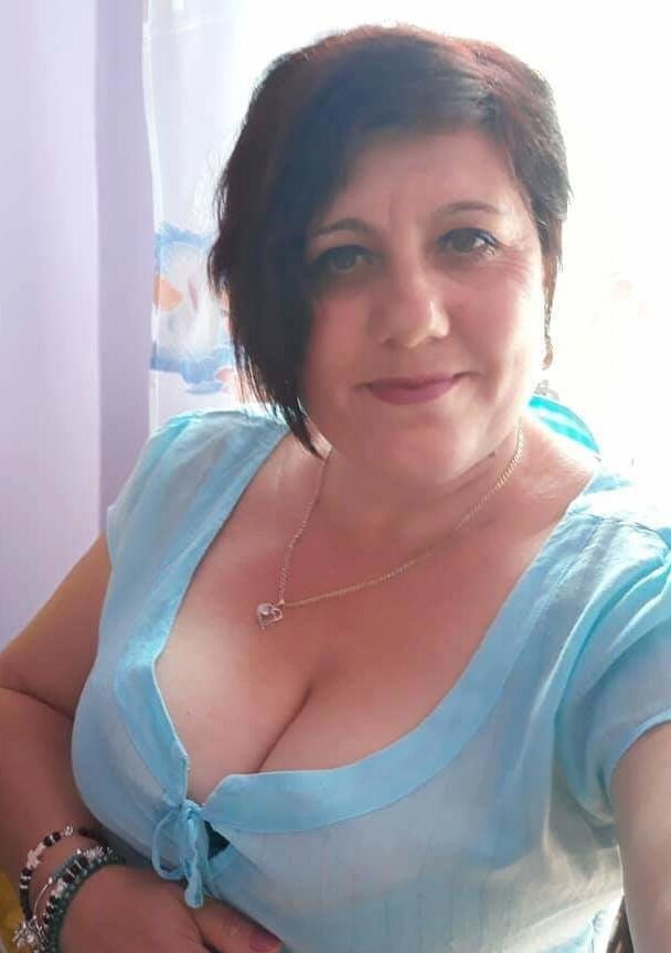 Ady Adriana milf romanian