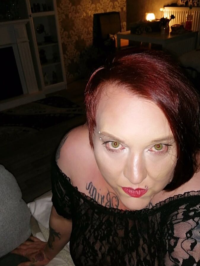 Mommy made up her make-up