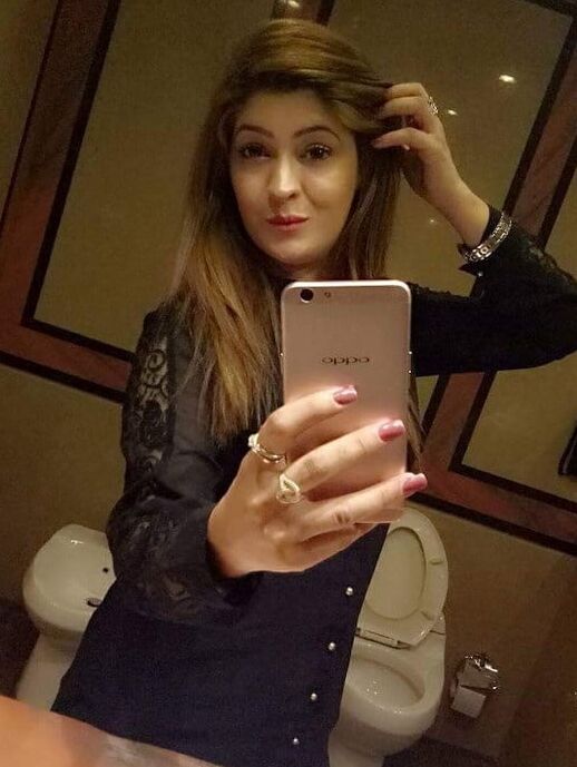 Pakistani Beautiful call girl