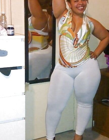 Elegant Dressed LADY&;s