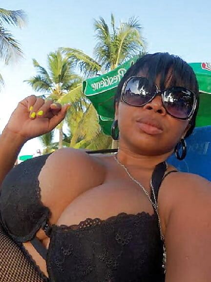 Busty BBWs
