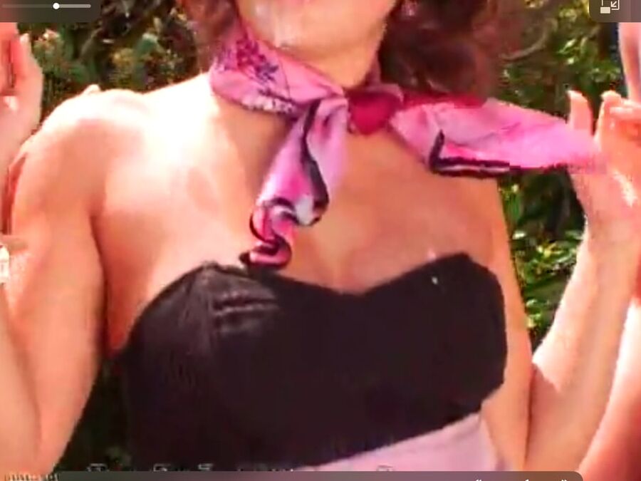 Sex in a silk scarf