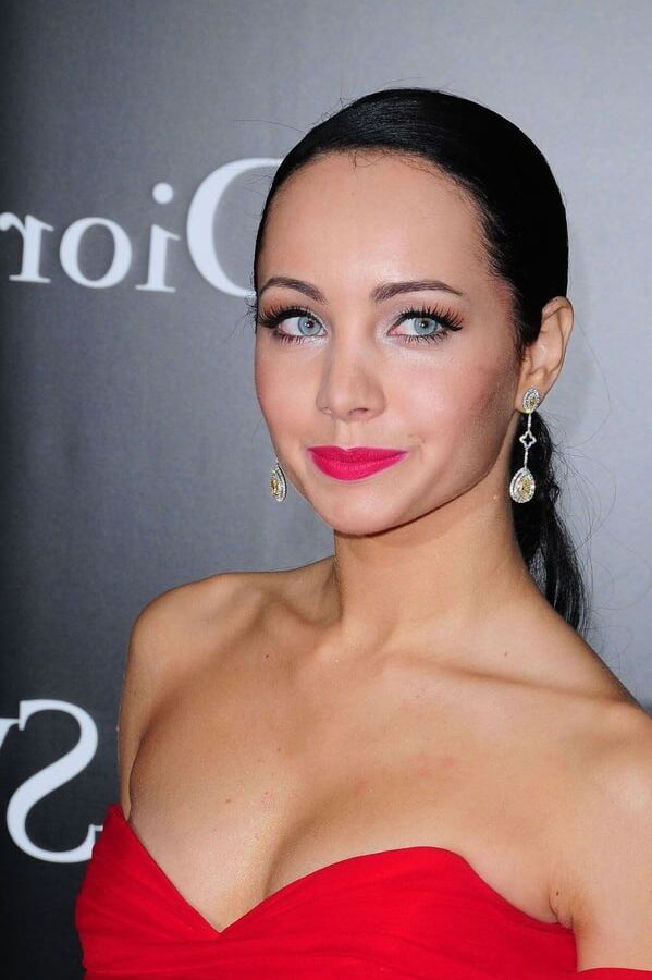 Ksenia Solo best part of lost girl