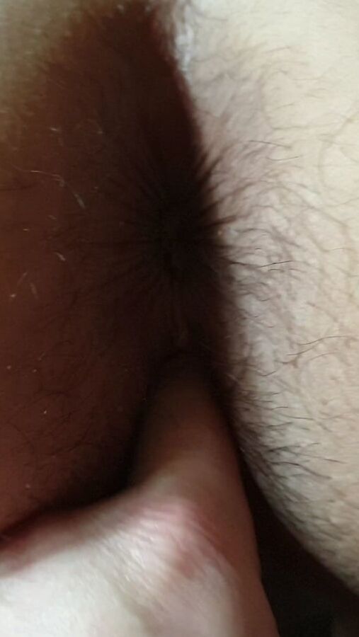 Je doigte la chatte de ma femme