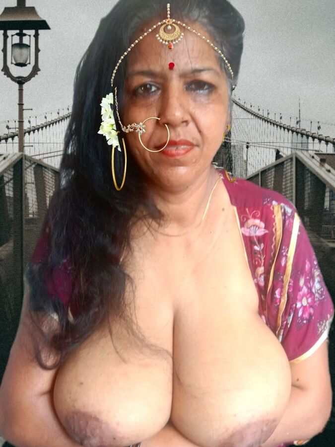 Sexy Meena Indian pornstar