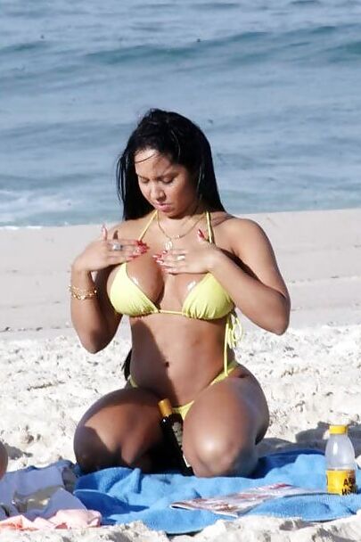 Plump ass