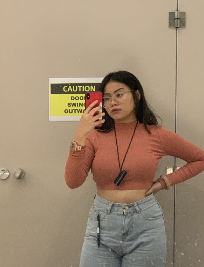 Twitter Girl