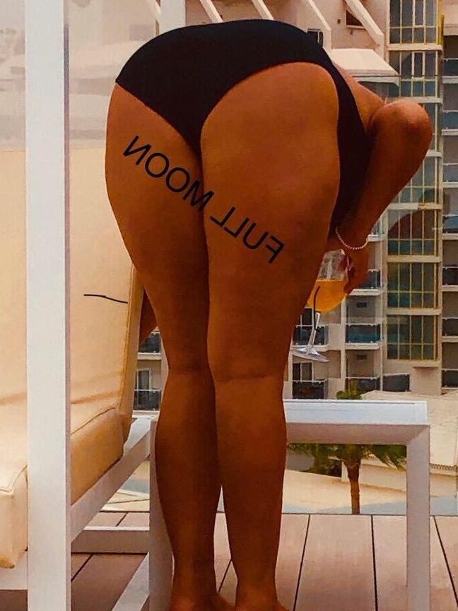Mature, Milfs, Gilfs, swimsuit or bikini