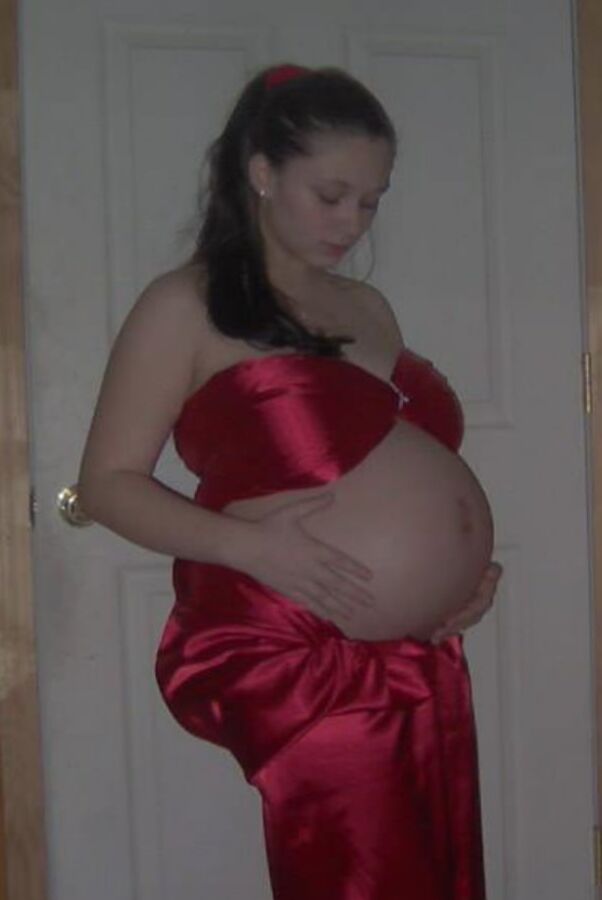 coleen facebook sexy pregnant