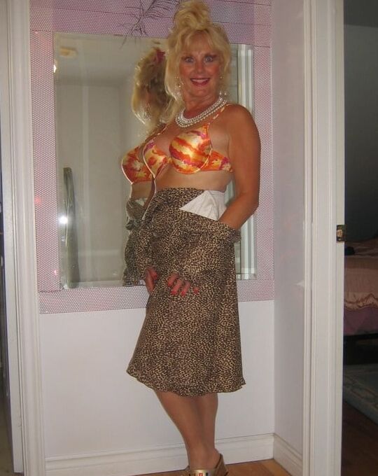 SDRUWS - RUTH GRANNY IS A FILTHY WHORE