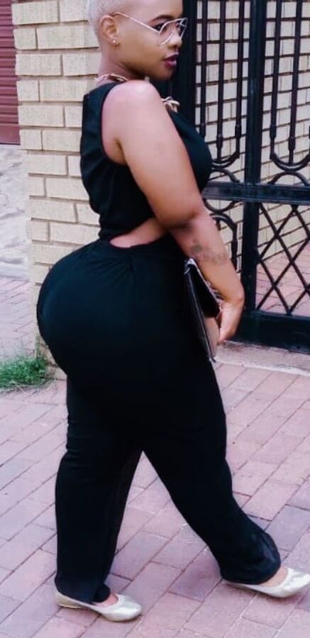 Big booty sexy african pear Yanda