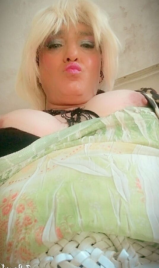 Shemale leila porn