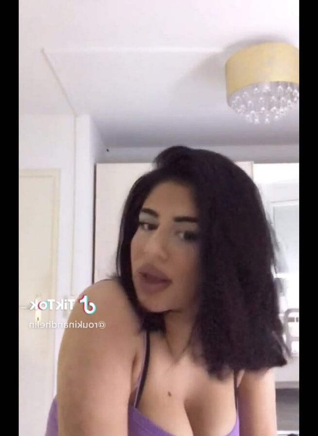 Hot Cumtributes