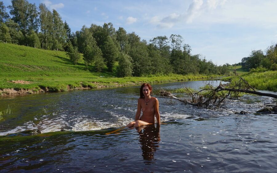 Rock-dam