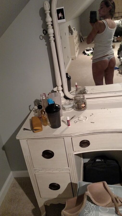 Brittani, webslut for your reposting pleasure