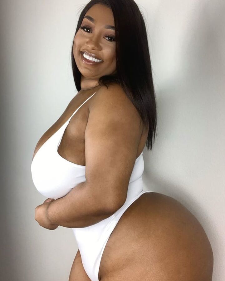 Ebony BBW Britney