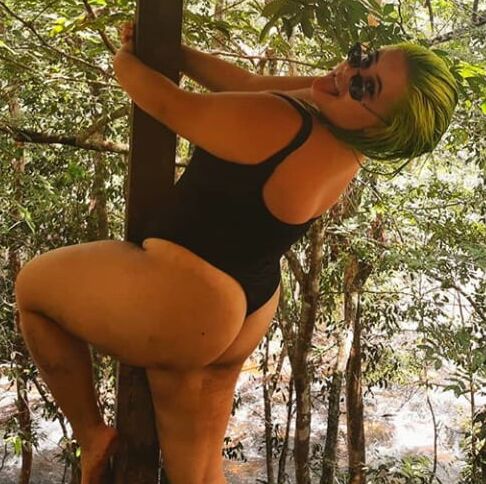 K.Lannes se surpreenda com essa gordinha delicia