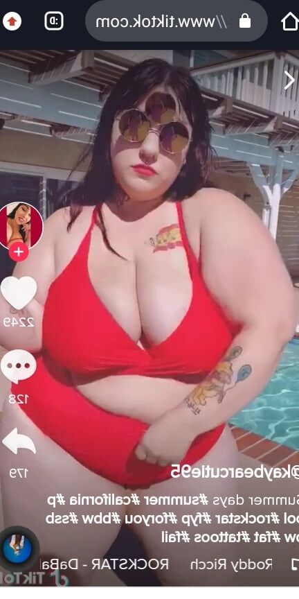 Hoodyman SSBBW . Sdudla fatties .