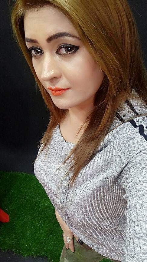 Pakistani Beautiful call girl