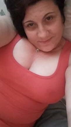 Ady Adriana milf romanian