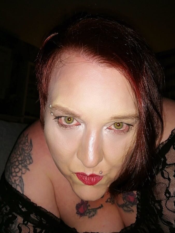 Mommy made up her make-up