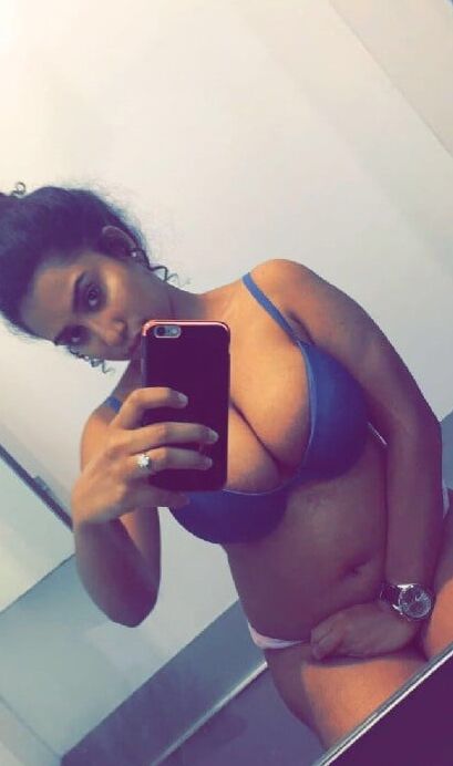 Sri Lankan busty girlfriend