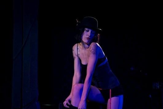 Burlesque girls