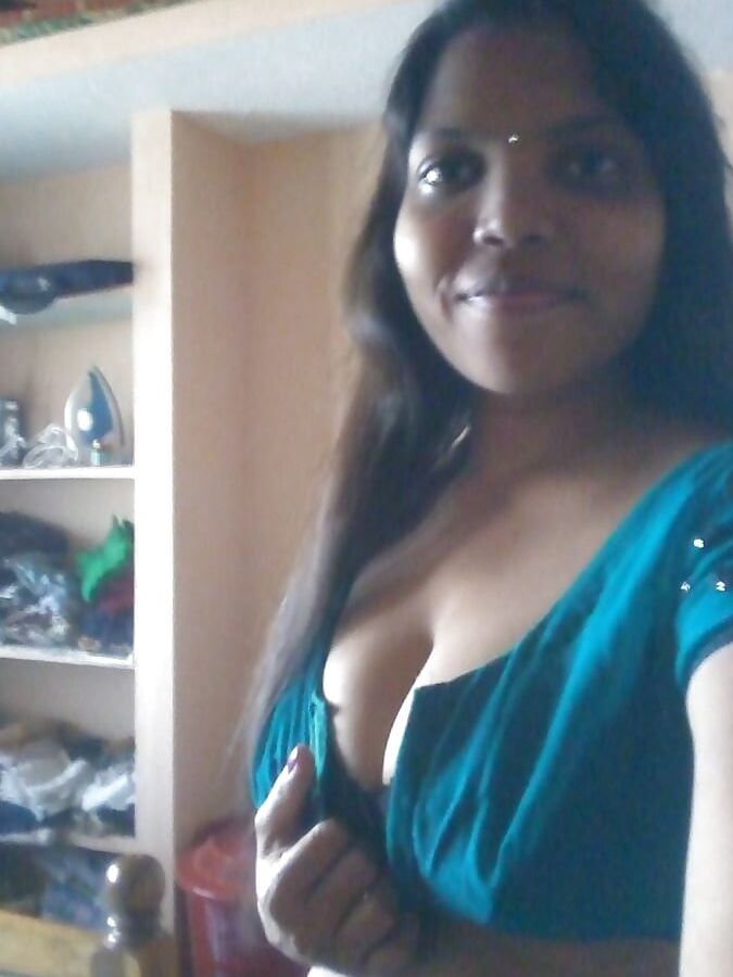Nude Malayalee Young Indian Bhabhi