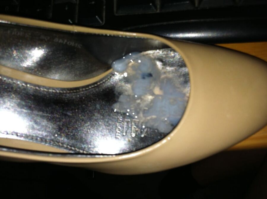 My wife&;s heels are fucked by my friends like a prostitute