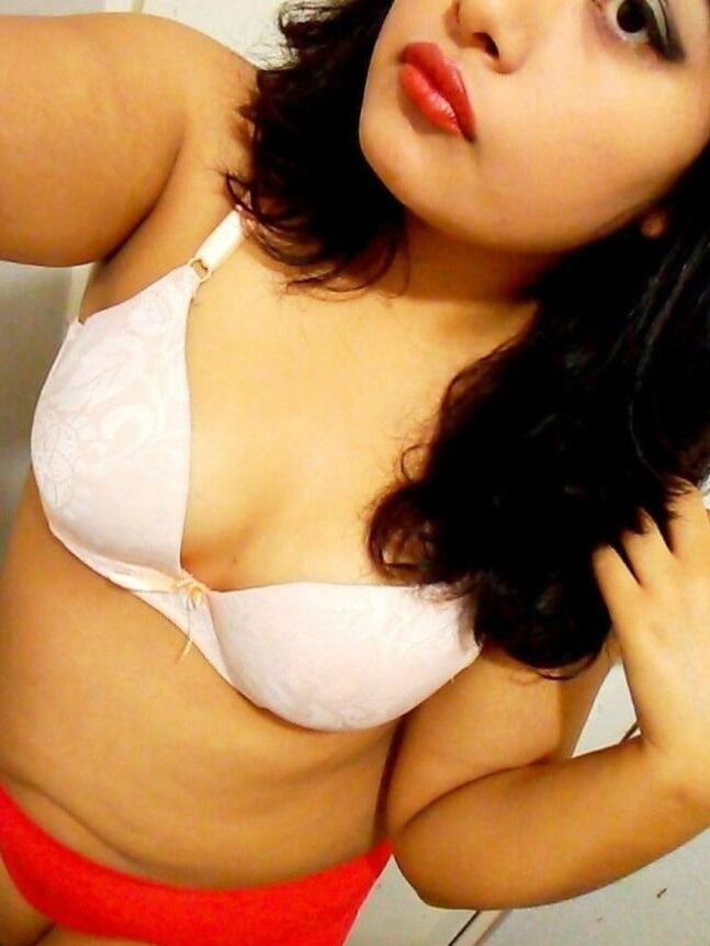 Cute Desi Girl