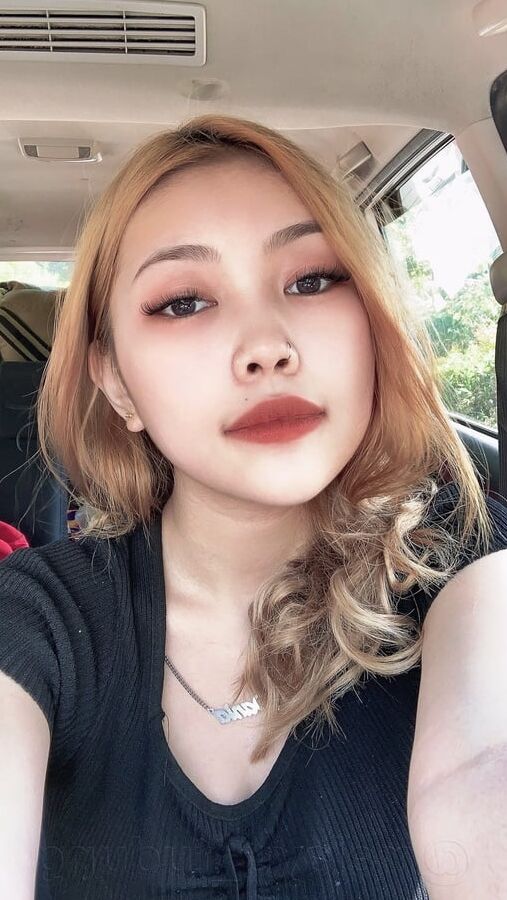 Malay, Nia Irwana