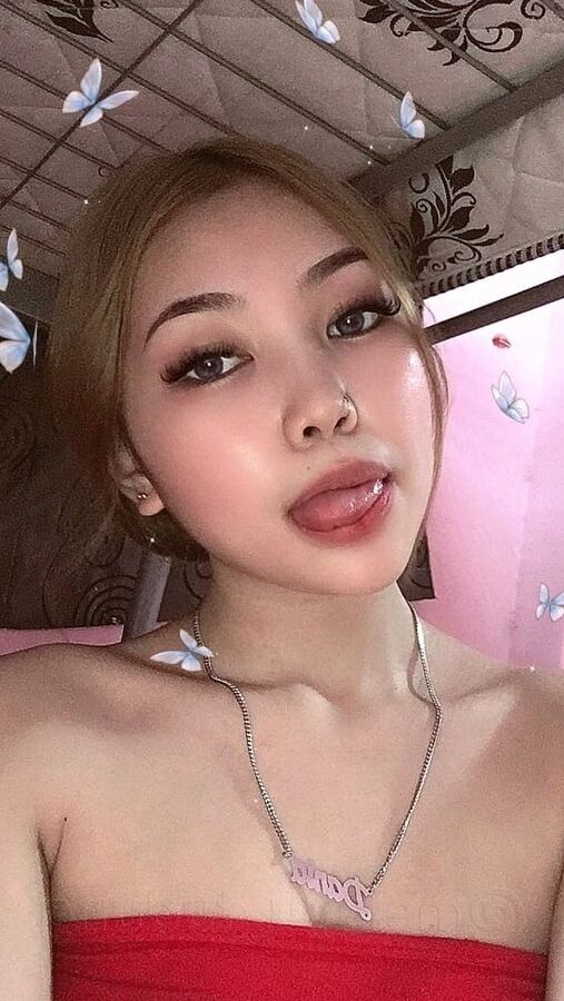 Malay, Nia Irwana