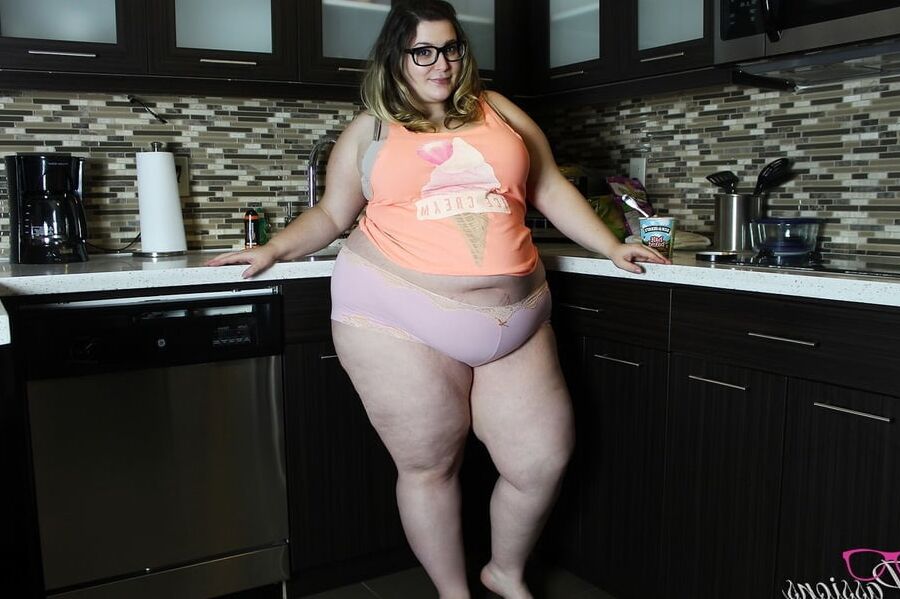 non nude fatty&;s