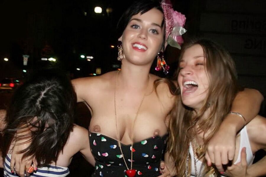 Celebs - Katie Perry