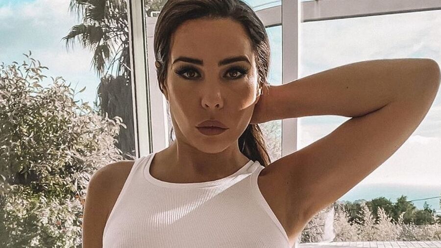 kim glow