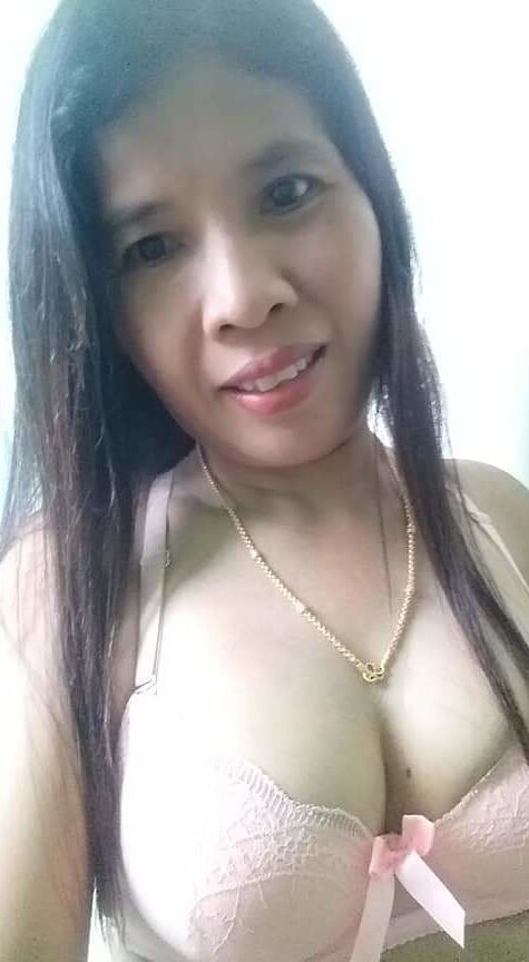 Big tits girls.