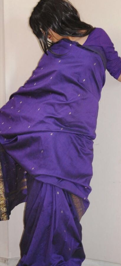 hot bhabhi different pose pics
