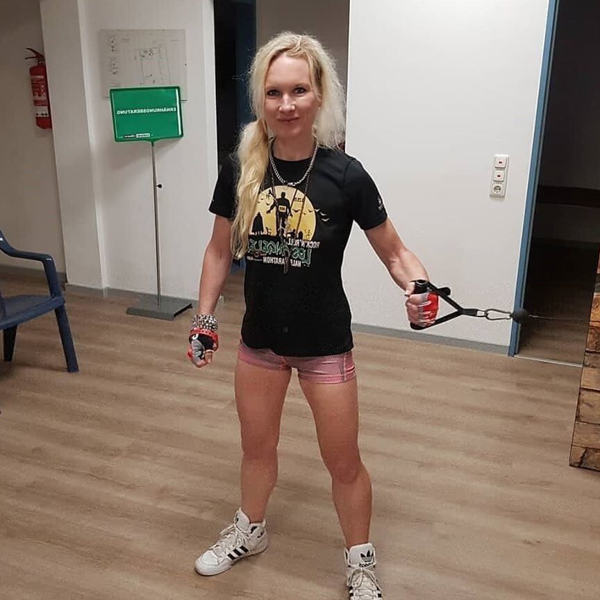 Amateur mature slut Grit from Facebook