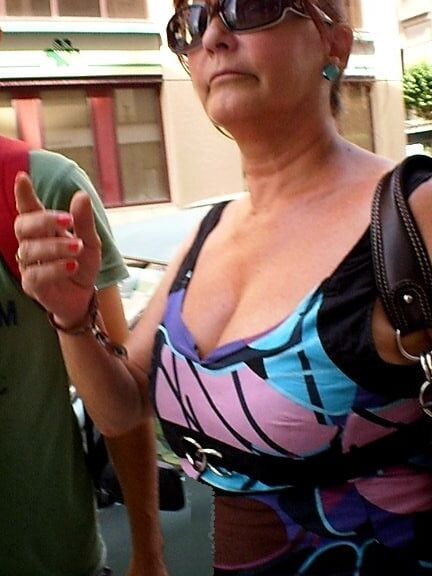 sexy mature milf
