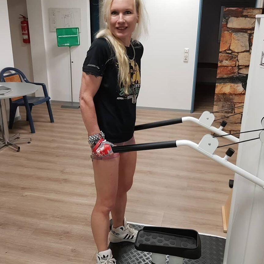 Amateur mature slut Grit from Facebook