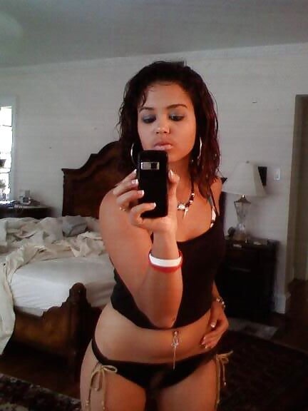 Latina selfie