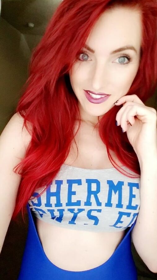 WEIRD SCIENCE COSPLAY flexible bodysuit gym fit legs ass wet