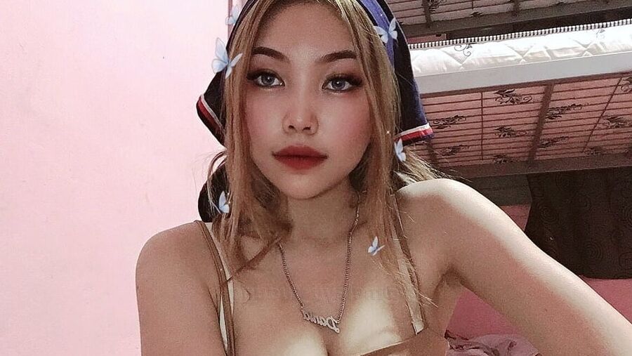 Malay, Nia Irwana