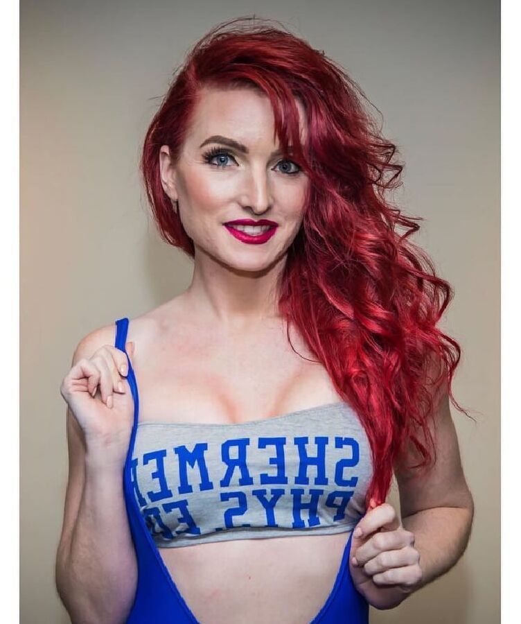 WEIRD SCIENCE COSPLAY flexible bodysuit gym fit legs ass wet