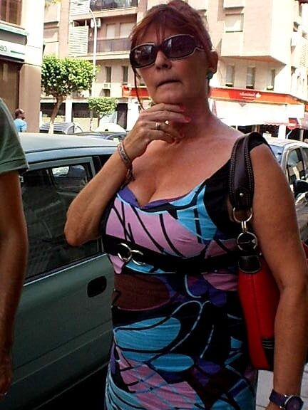 sexy mature milf