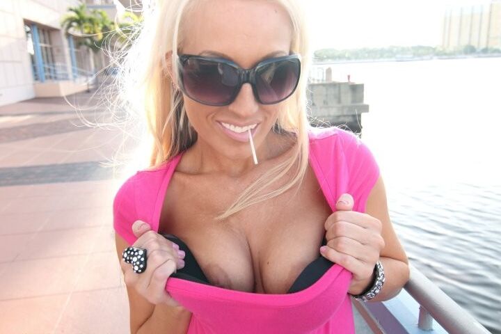 Hotwife and stranger&;s hot cum